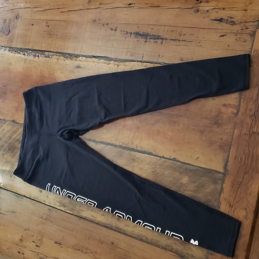 UNDER ARMOR TIGHTS
